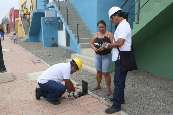 EMSABA EP REALIZA LEVANTAMIENTO DE INFORMACIÓN EN BRISAS DEL RÍO